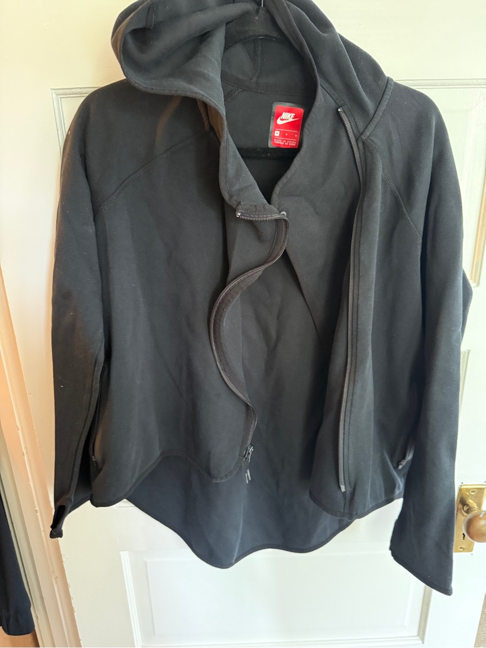 Nike Women's high-low Black Hooded Zip-Up Sweatshirt